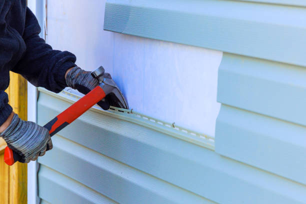 Reliable Siding Repair contractor in Port Jefferson Station, NY by Squared Siding